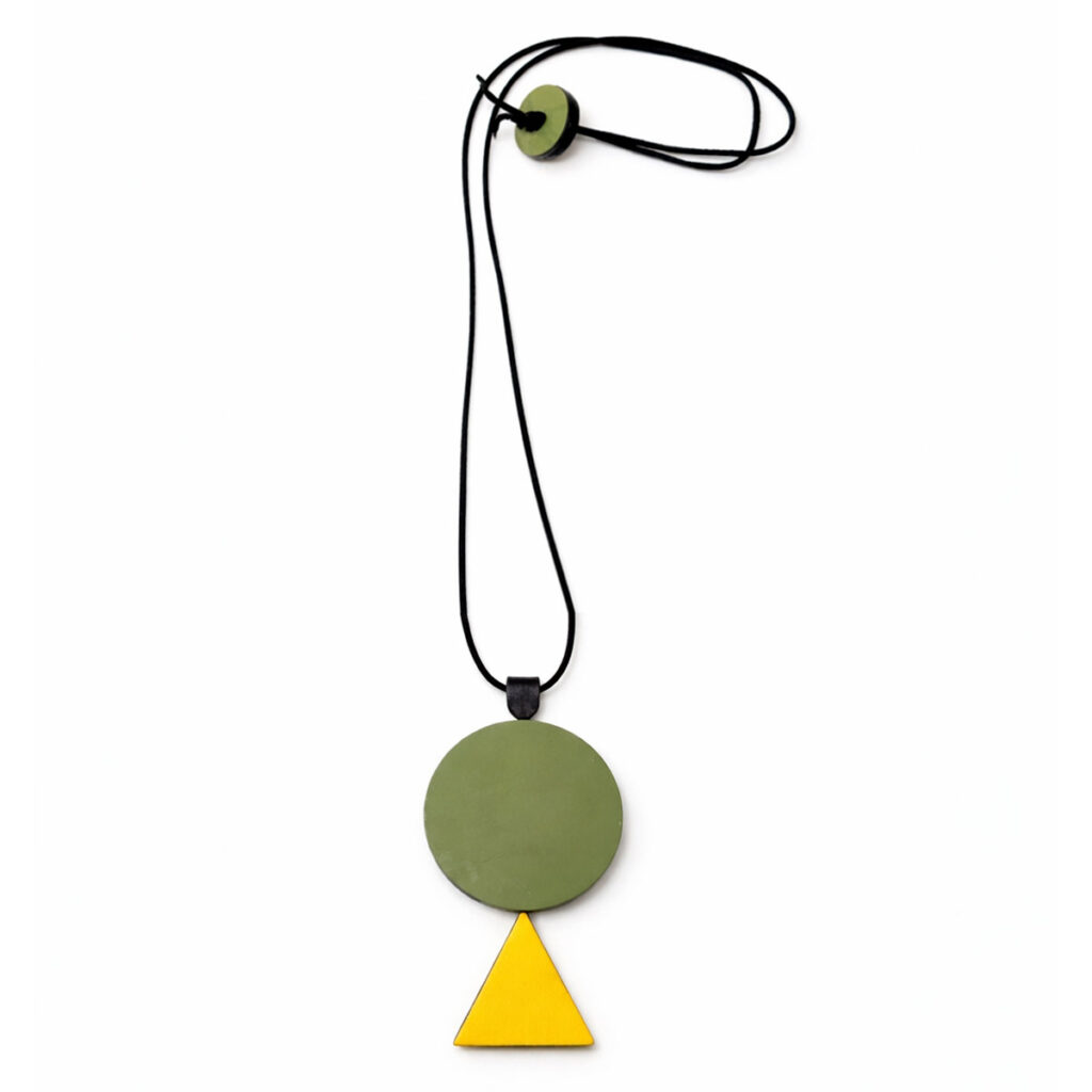Collana in pelle colore verde giallo